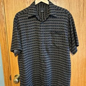 J.Ferrar Black Men’s Large 💯% Rayon Men's Short Sleeve Button Up Shirt Vacation